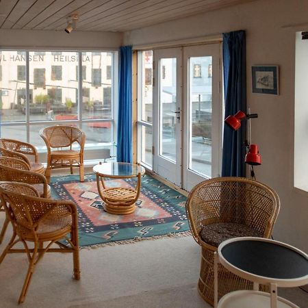 Guesthouse At The Boat Harbour Tórshavn Kültér fotó